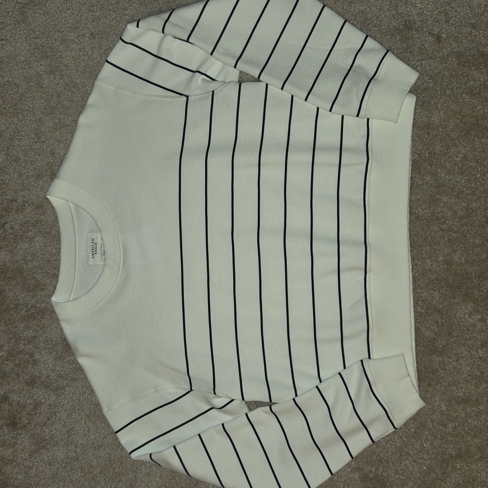 American Eagle Sweatshirt - Picture 4 of 9